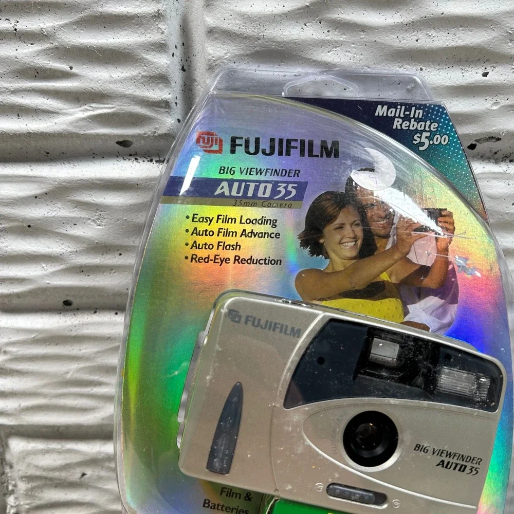 Fujifilm Auto 35 Camera Silver 35mm Film Point and Shoot Big Viewfinder New